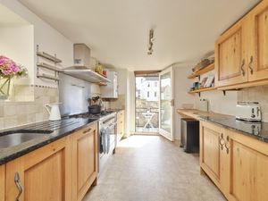 Kitchen- click for photo gallery